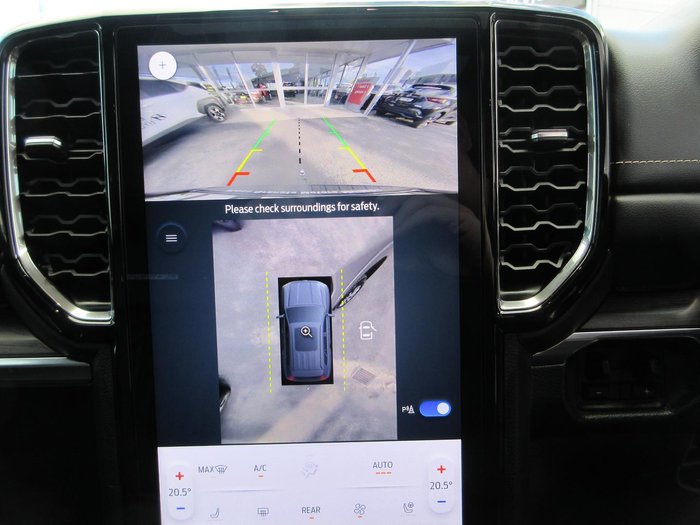 2023 Ford Everest Platinum
