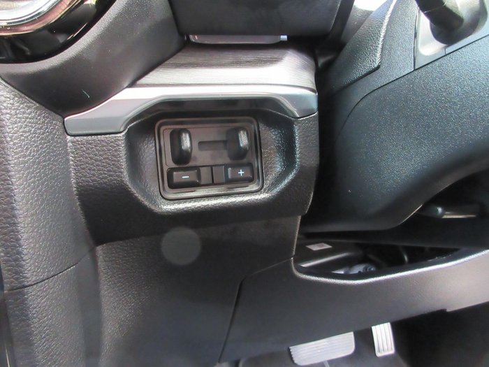 2023 Ford Everest Platinum