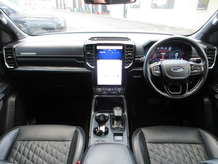2023 Ford Everest Platinum