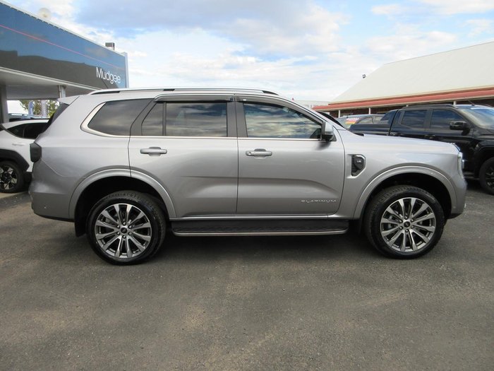 2023 Ford Everest Platinum
