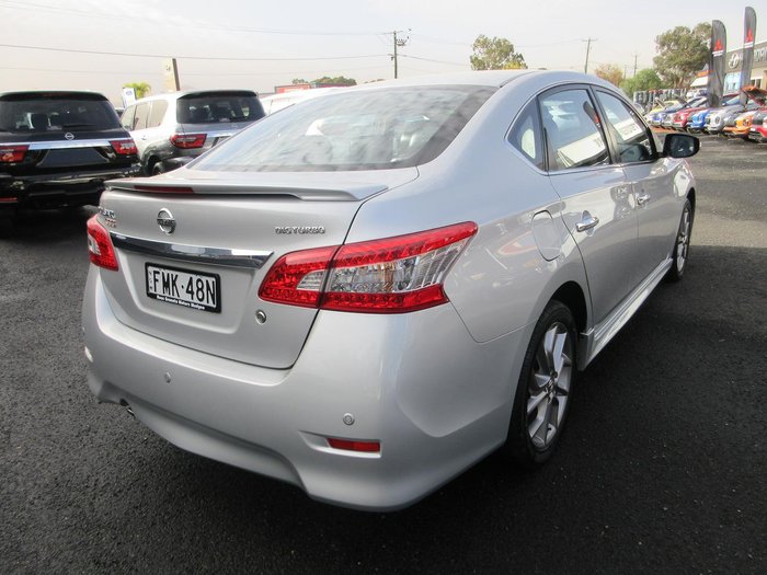 2015 Nissan Pulsar SSS