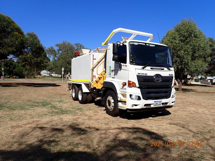 2019 Hino Fm 2632 500 series WHITE