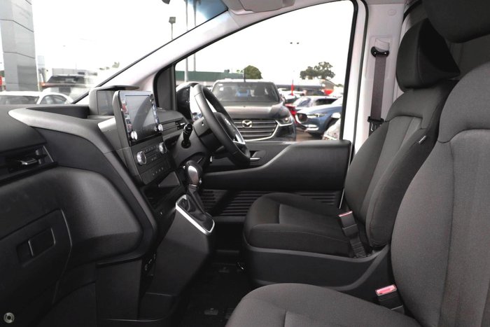 2025 Hyundai STARIA LOAD 