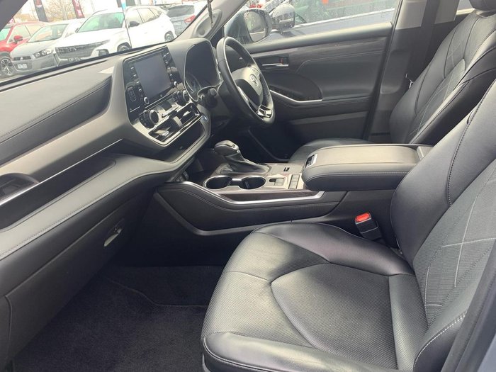2022 Toyota Kluger Grande