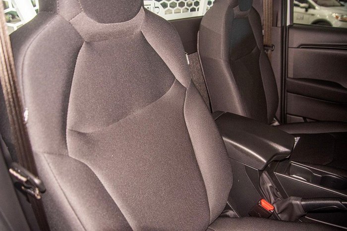 2025 Isuzu D-MAX SX