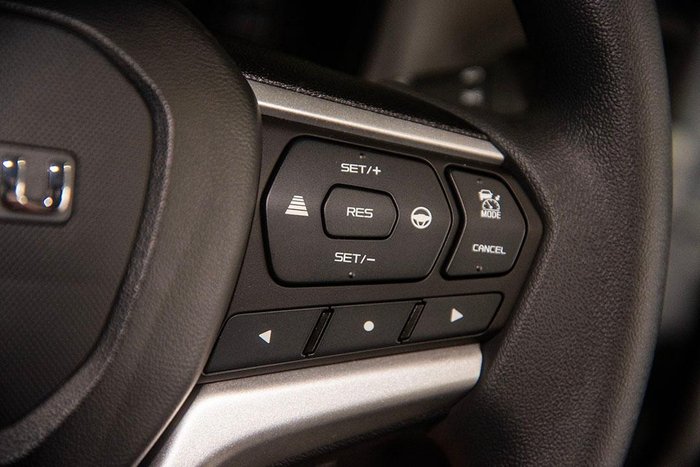 2025 Isuzu D-MAX SX