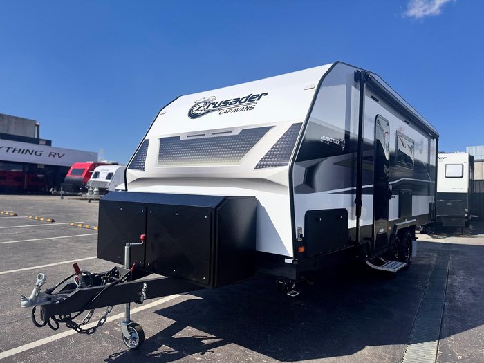 2025 Crusader Musketeer Palace My25 21'8Ft Double Bunk Family Van
