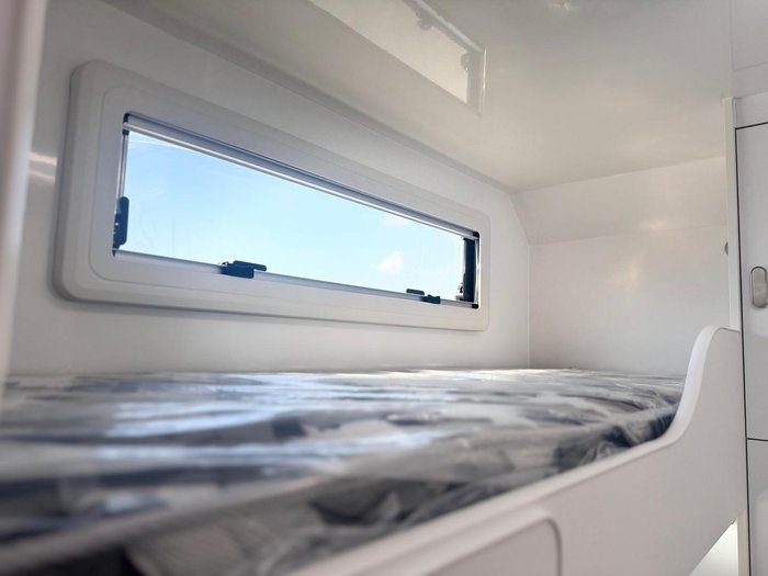 2025 Crusader Musketeer Palace My25 21'8Ft Double Bunk Family Van