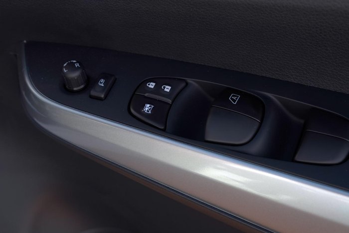 2024 Nissan Navara ST D23 MY24 4X4 Dual Range Solid White