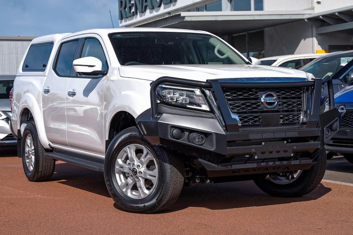 2024 Nissan Navara ST
