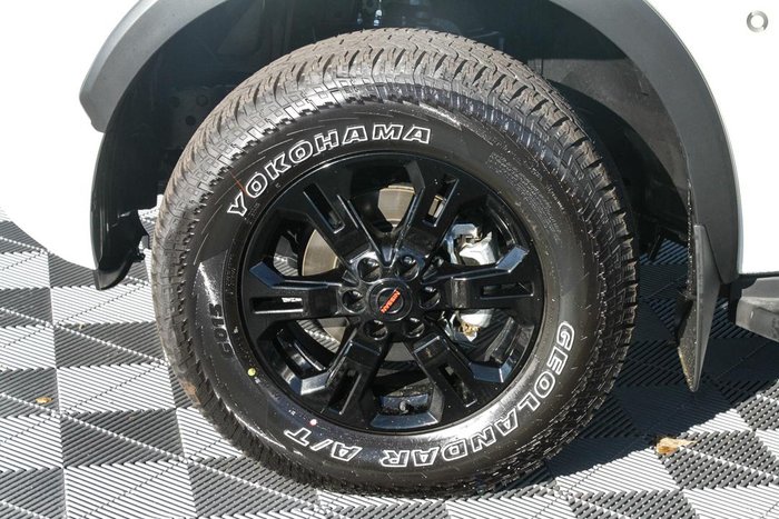 2024 Nissan Navara PRO-4X D23 MY24 4X4 Dual Range White Pearl