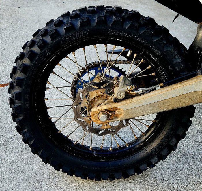 2022 Husqvarna FE 450 FE White