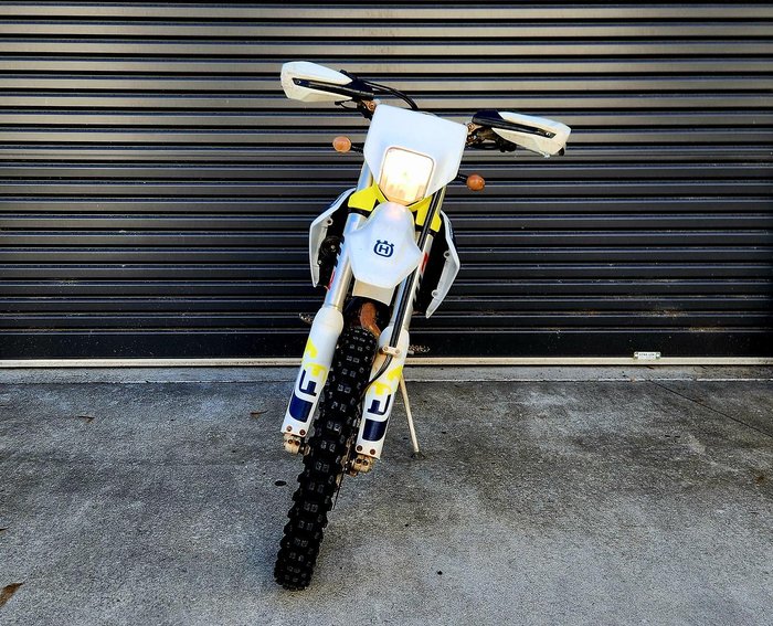 2022 Husqvarna FE 450 FE White