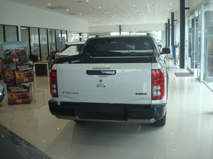 2024 Mitsubishi Triton GSR