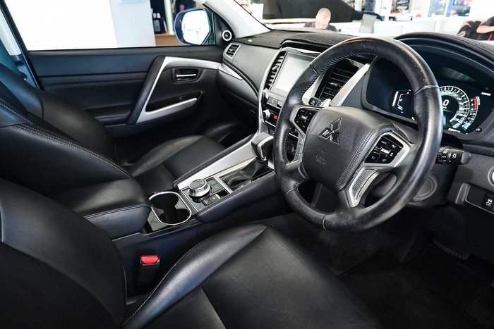 2023 Mitsubishi Pajero Sport Exceed