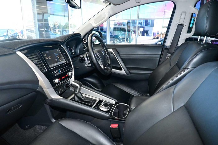 2023 Mitsubishi Pajero Sport Exceed