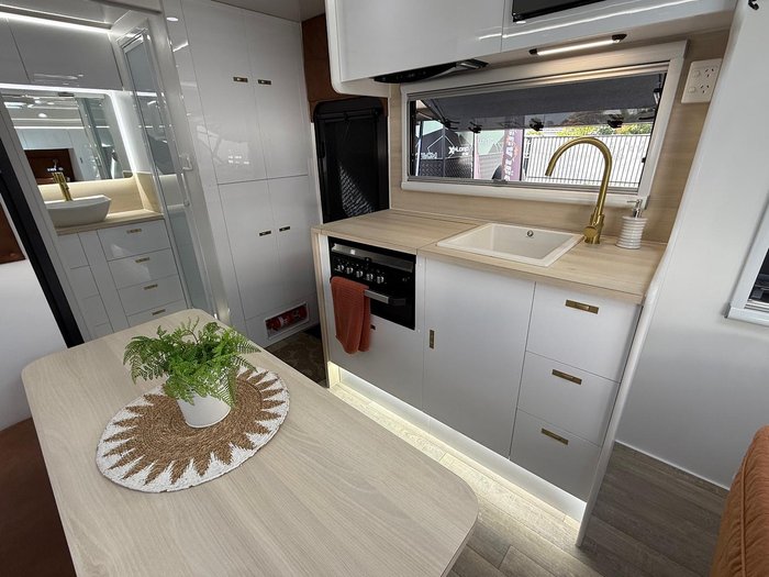 2025 GREAT AUSSIE 176 Gravity 76TOURIN LAYOUT