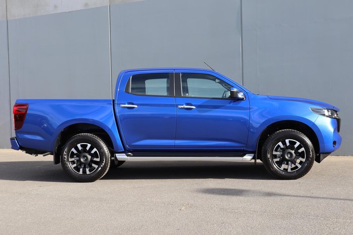 2025 Mazda BT-50 GT