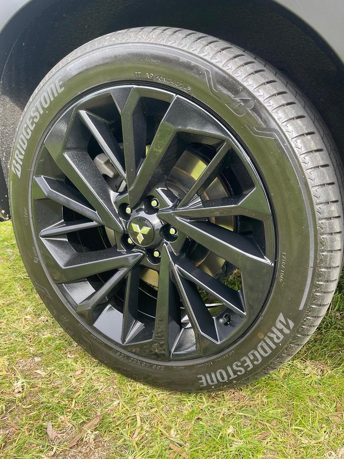 2022 Mitsubishi Outlander PHEV Exceed