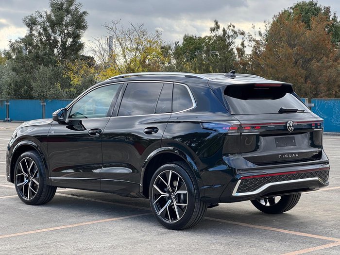 2025 Volkswagen Tiguan 195TSI R-Line