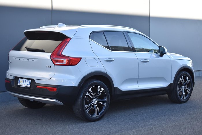 2022 Volvo XC40 T4 Inscription MY22 AWD Glacier Silver