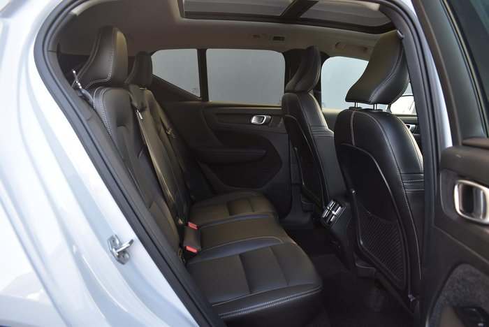 2022 Volvo XC40 T4 Inscription MY22 AWD Glacier Silver