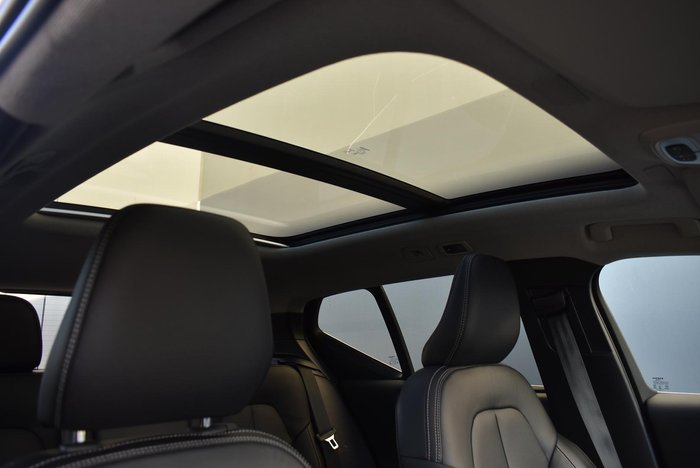 2022 Volvo XC40 T4 Inscription MY22 AWD Glacier Silver
