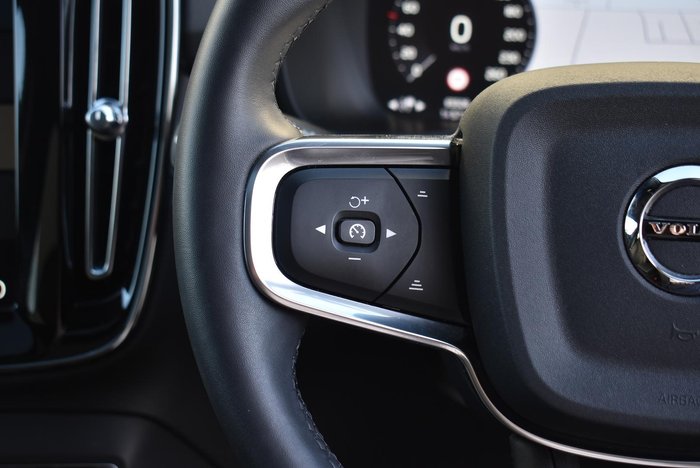 2022 Volvo XC40 T4 Inscription MY22 AWD Glacier Silver