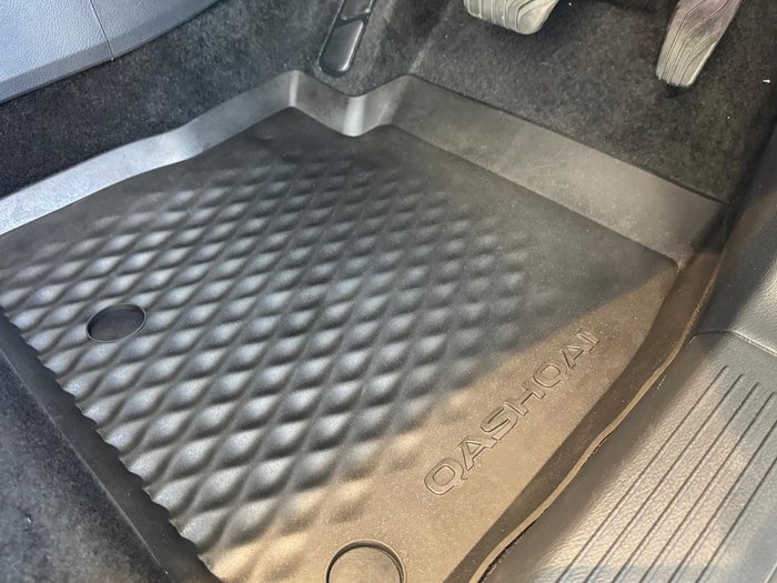 2025 Nissan QASHQAI Ti J12 MY25 Ceramic Grey with Onyx Black Roof