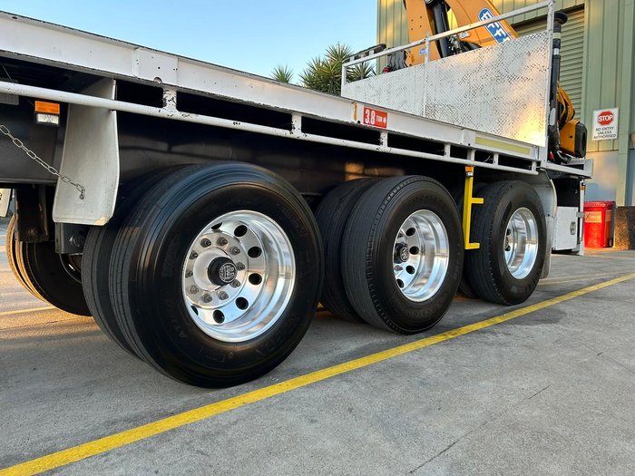 2016 Maxitrans St3 45' Semi Rear Mount Crane