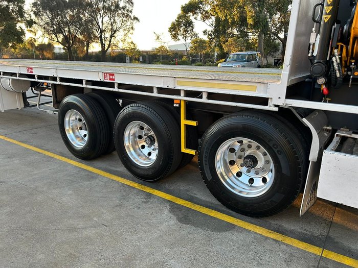 2016 Maxitrans St3 45' Semi Rear Mount Crane