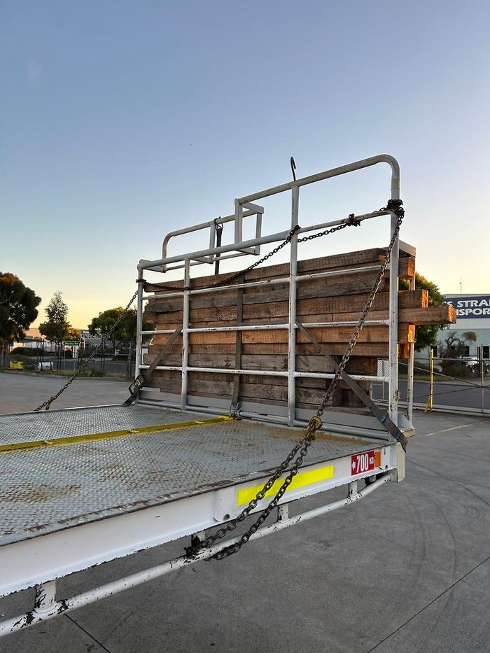 2016 Maxitrans St3 45' Semi Rear Mount Crane