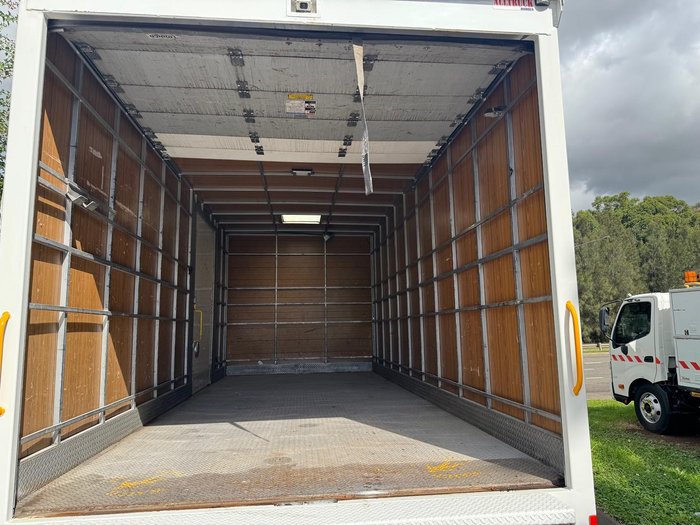 2015 Isuzu Frr FRR 500 WHITE