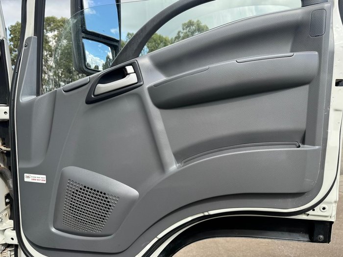 2015 Isuzu Frr FRR 500 WHITE