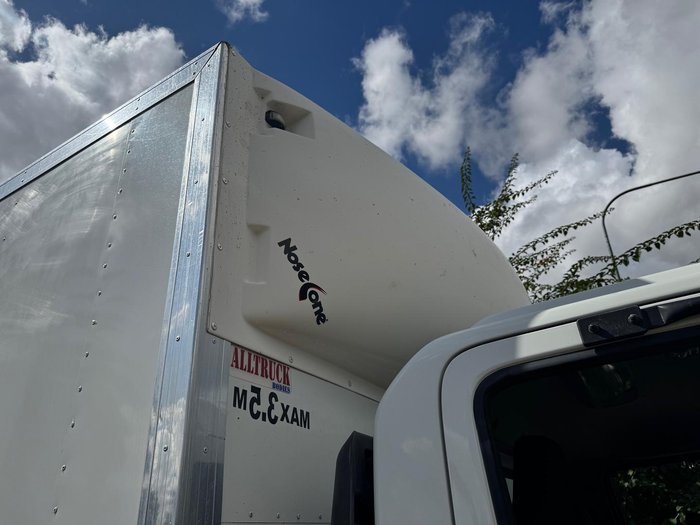2015 Isuzu Frr FRR 500 WHITE