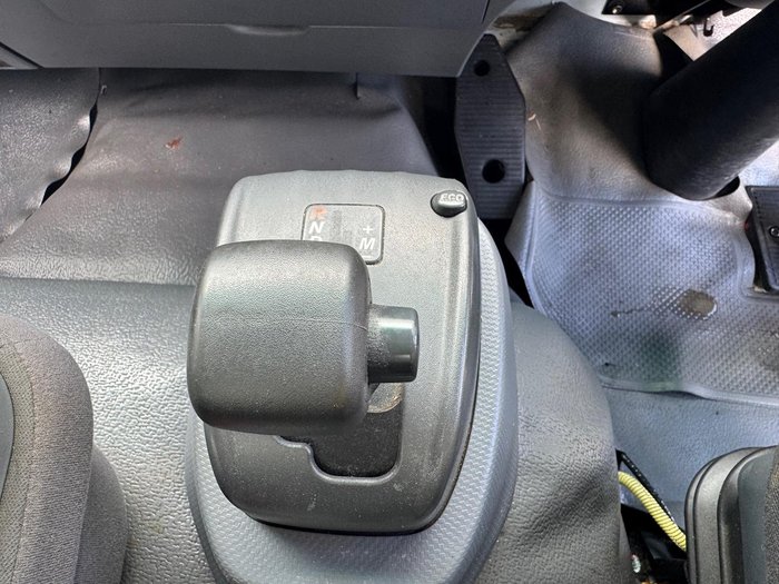 2015 Isuzu Frr FRR 500 WHITE