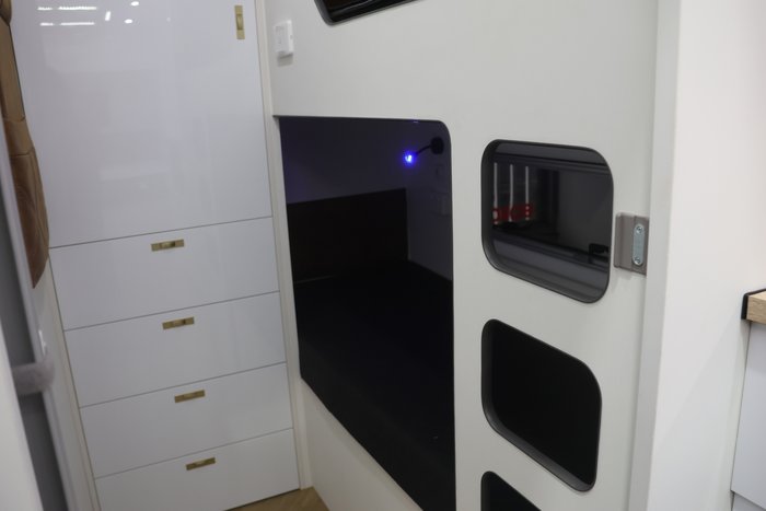 Prime Edge Warrior 19ft 6 Full Off Grid Family Off Road