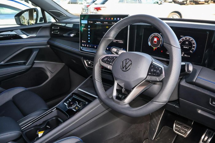 2025 Volkswagen Tiguan 195TSI R-Line