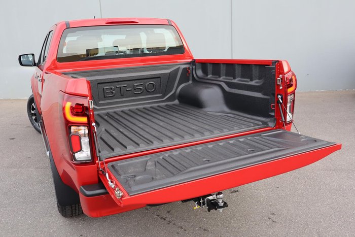 2025 Mazda BT-50 XTR