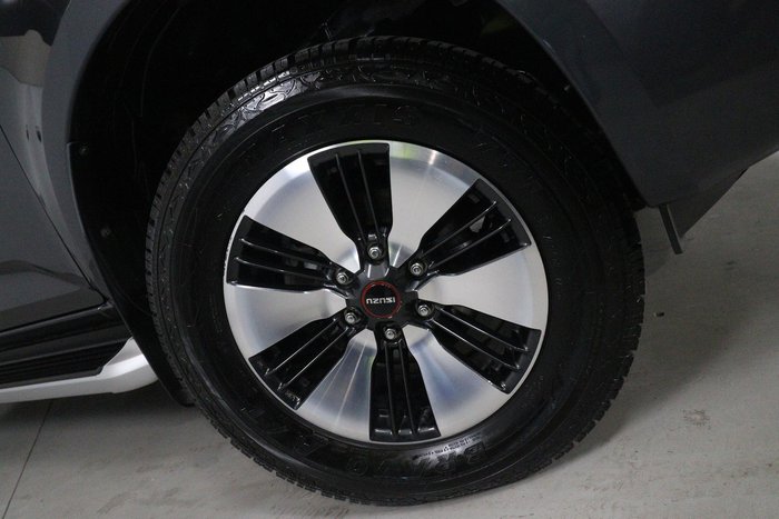 2022 Isuzu D-MAX LS-U