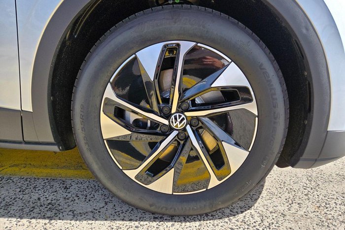 2025 Volkswagen ID.4 Pro