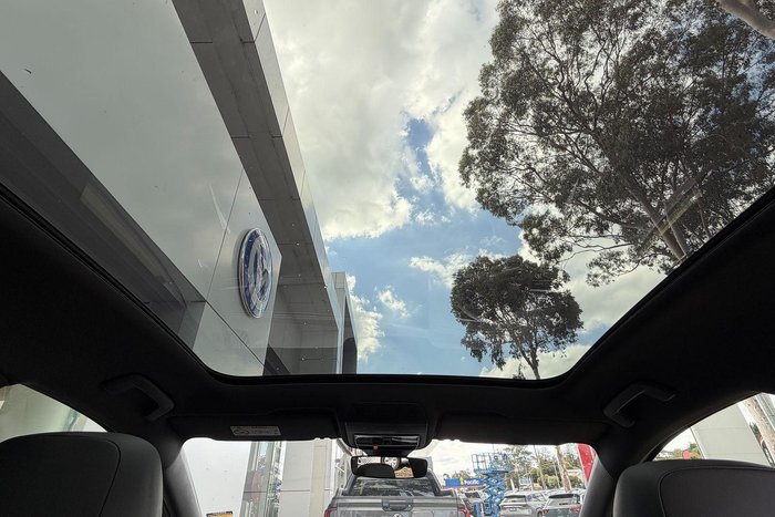 2025 Volkswagen ID.4 Pro