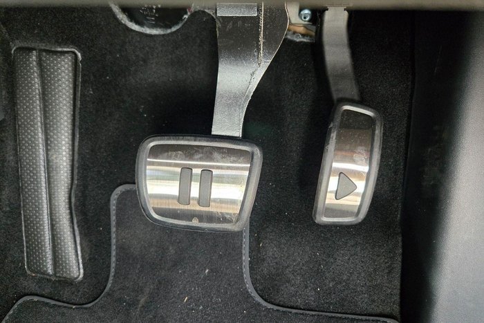 2025 Volkswagen ID.4 Pro