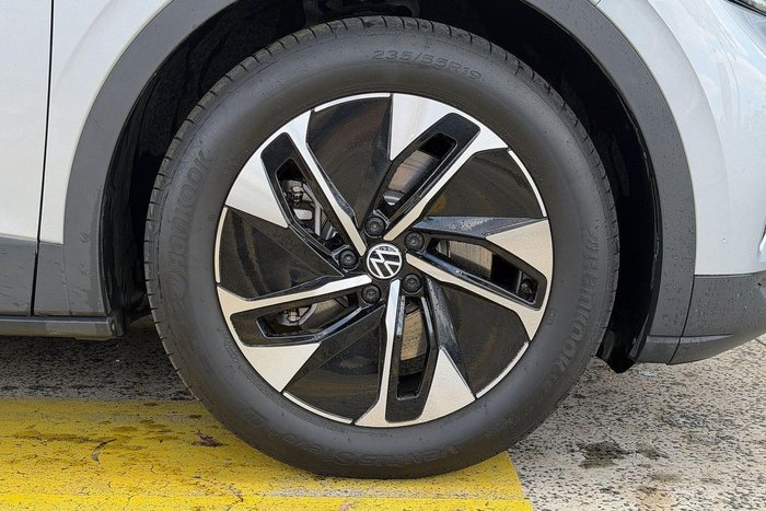 2025 Volkswagen ID.4 Pro