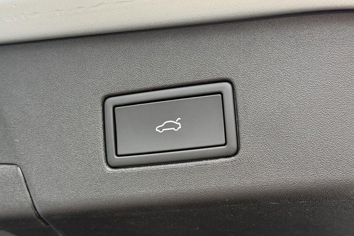 2025 Volkswagen ID.4 Pro