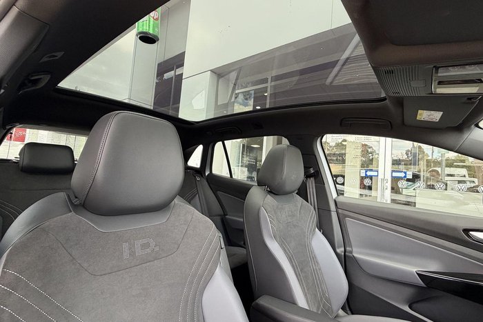 2025 Volkswagen ID.4 Pro