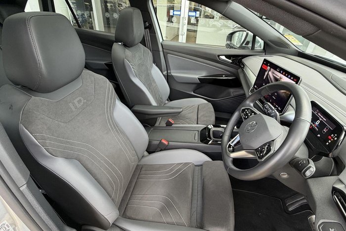 2025 Volkswagen ID.4 Pro