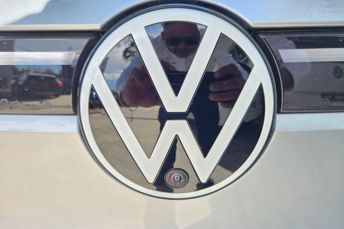 2025 Volkswagen ID.4 Pro