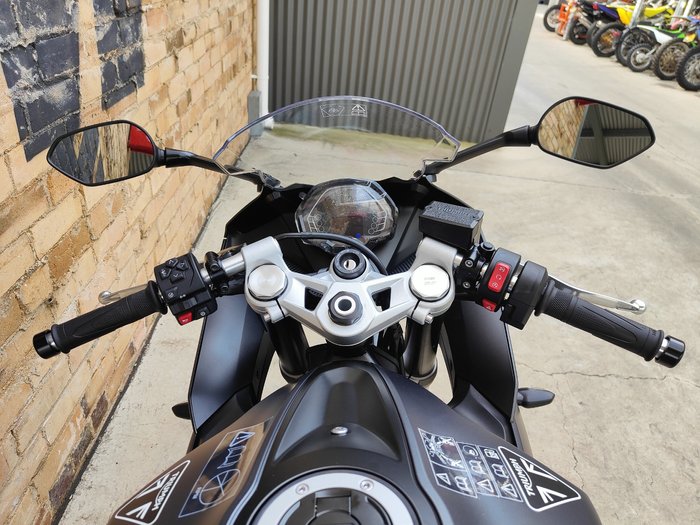 2025 TRIUMPH DAYTONA 660 LAMS ROAD GREY