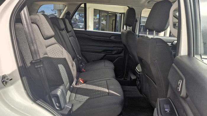 2024 Ford Everest Ambiente